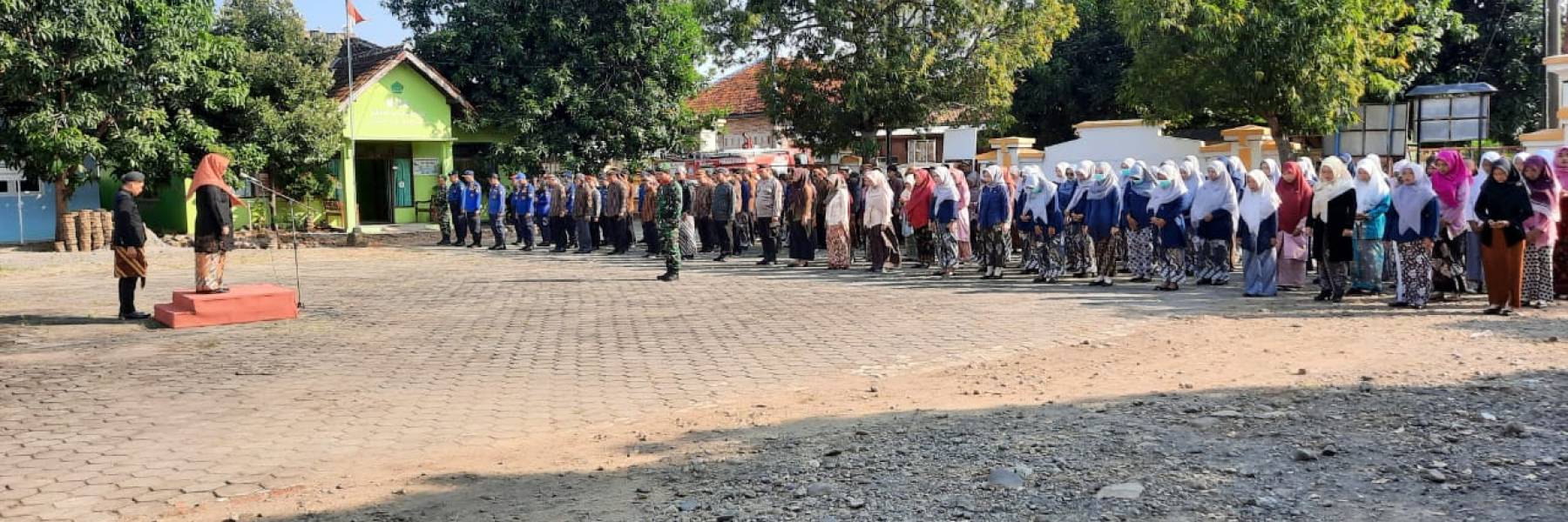 Upacara Peringatan Hari Jadi Ke-420 Kabupaten Kendal