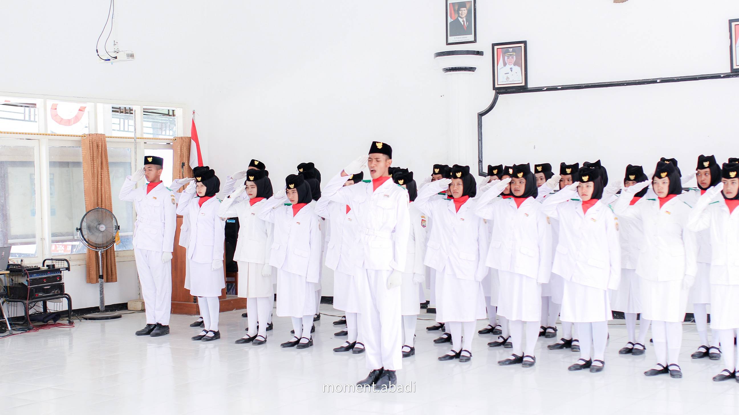 Pengukuhan Pasukan Pengibar Bendera Kecamatan Ringinarum Tahun 2025