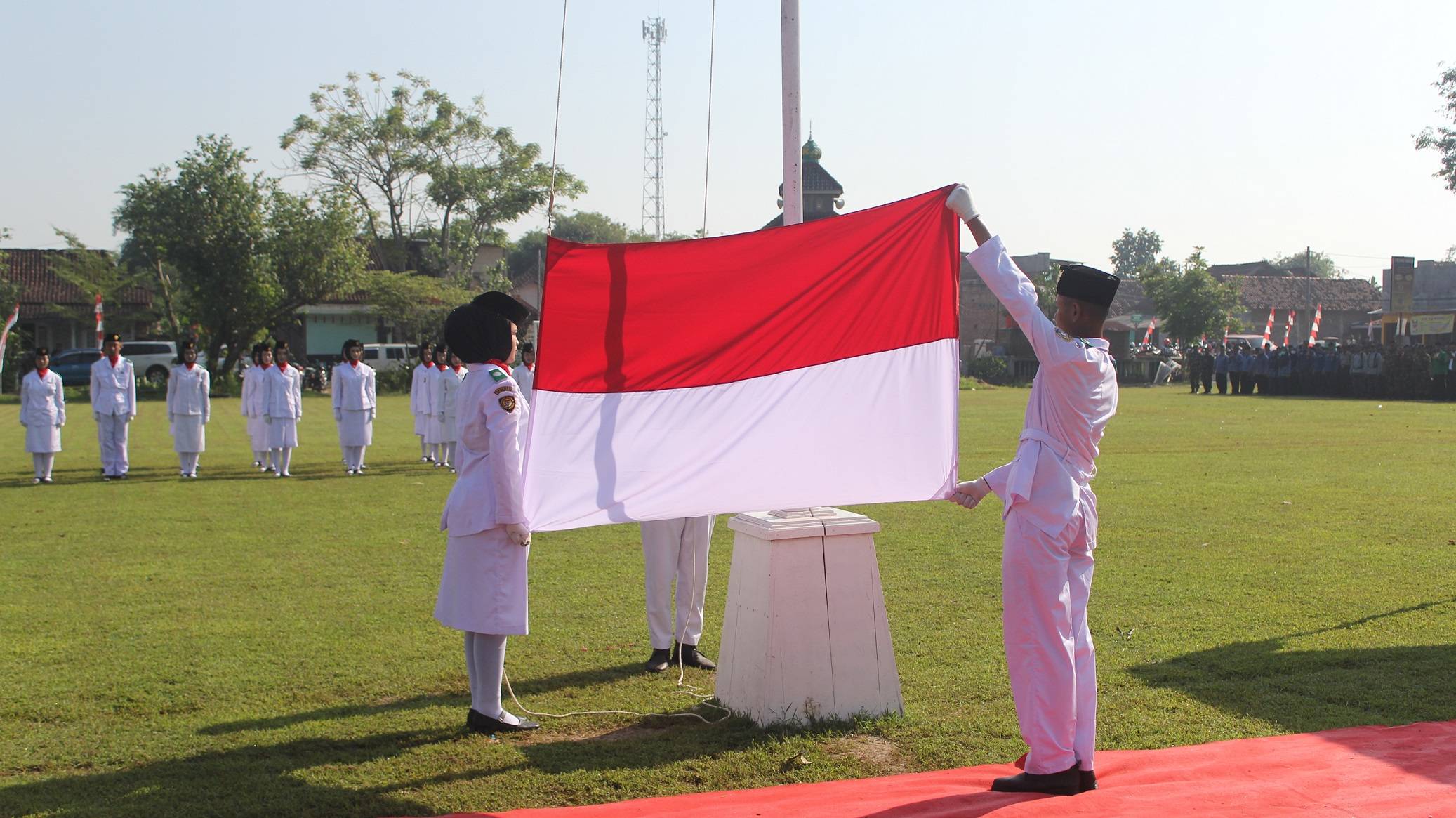 Upacara Pengibaran Bendera Merah Putih Dalam Rangka Peringatan HUT Ke 80 Kemerdekaan Republik Indonesia